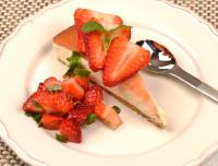 Limecheesecake med jordgubbar